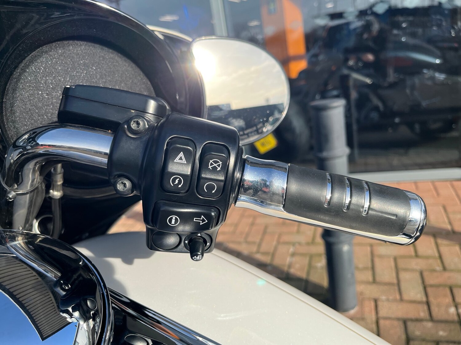 Harley-Davidson TOURING STREET GLIDE