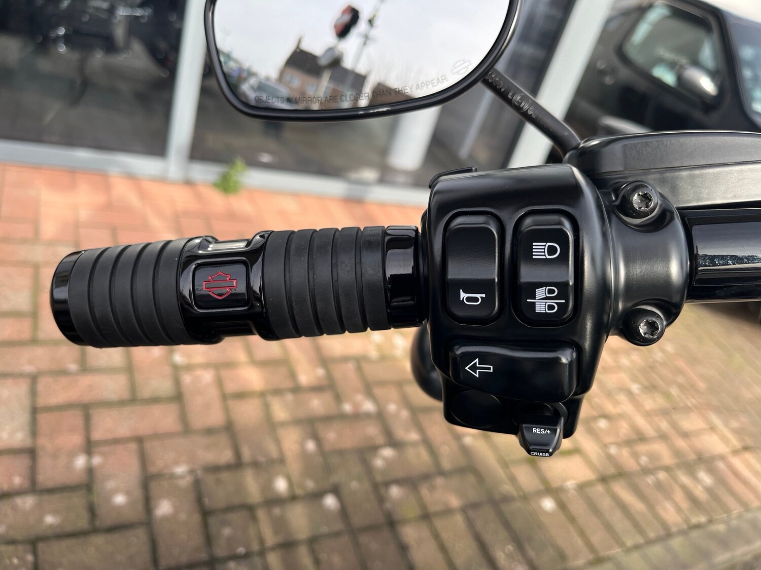 Harley-Davidson TOURING FLHRXS ROAD KING SPECIAL