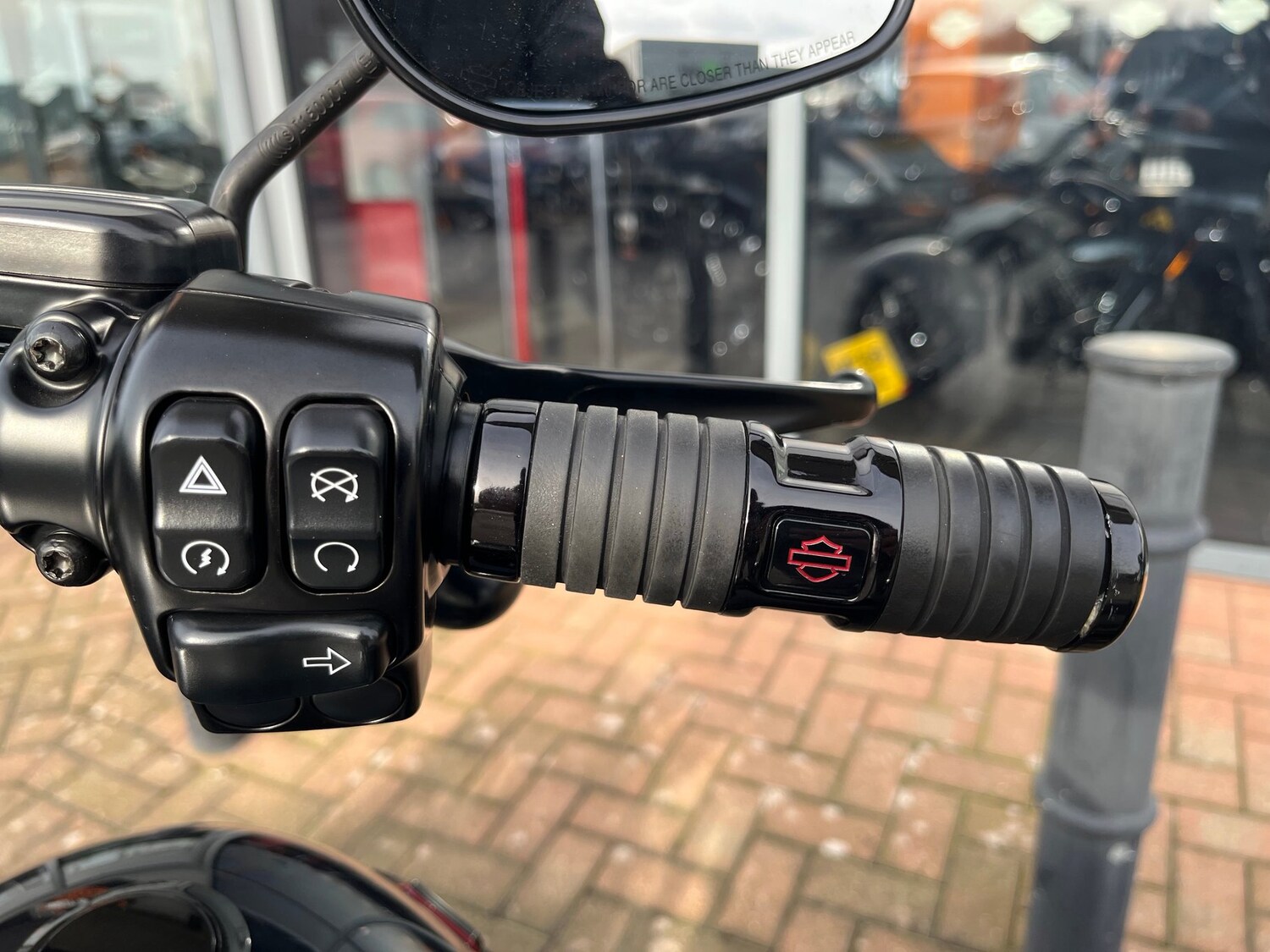 Harley-Davidson TOURING FLHRXS ROAD KING SPECIAL