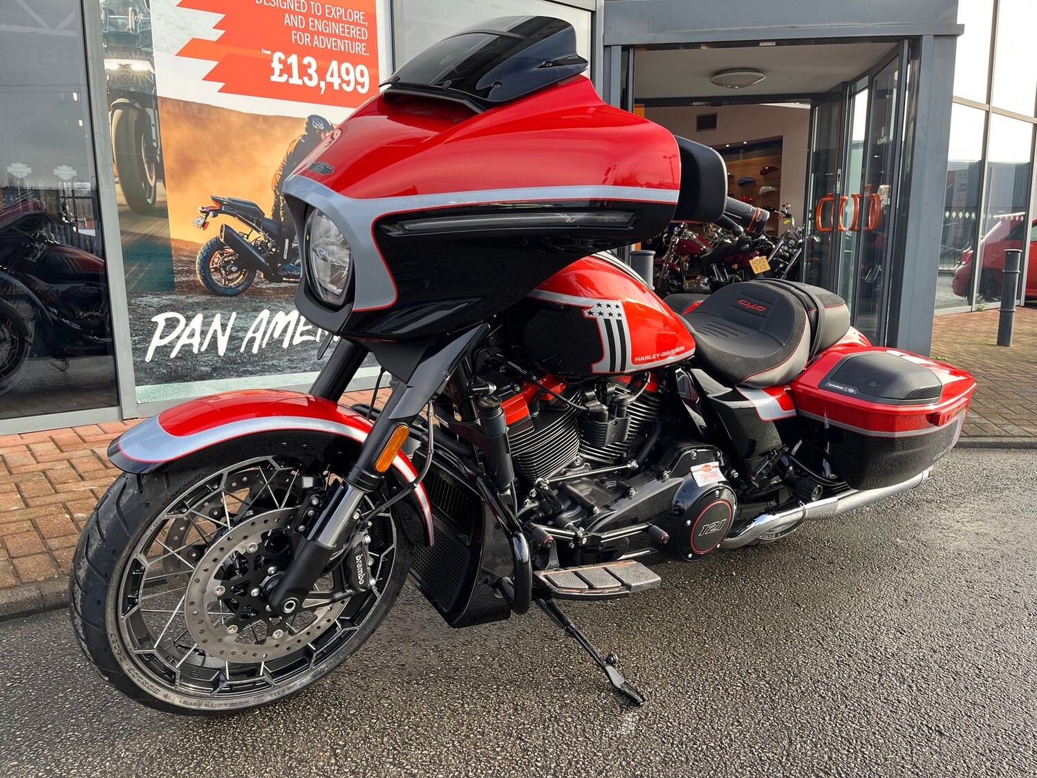Harley-Davidson CVO FLHXSE STREET GLIDE