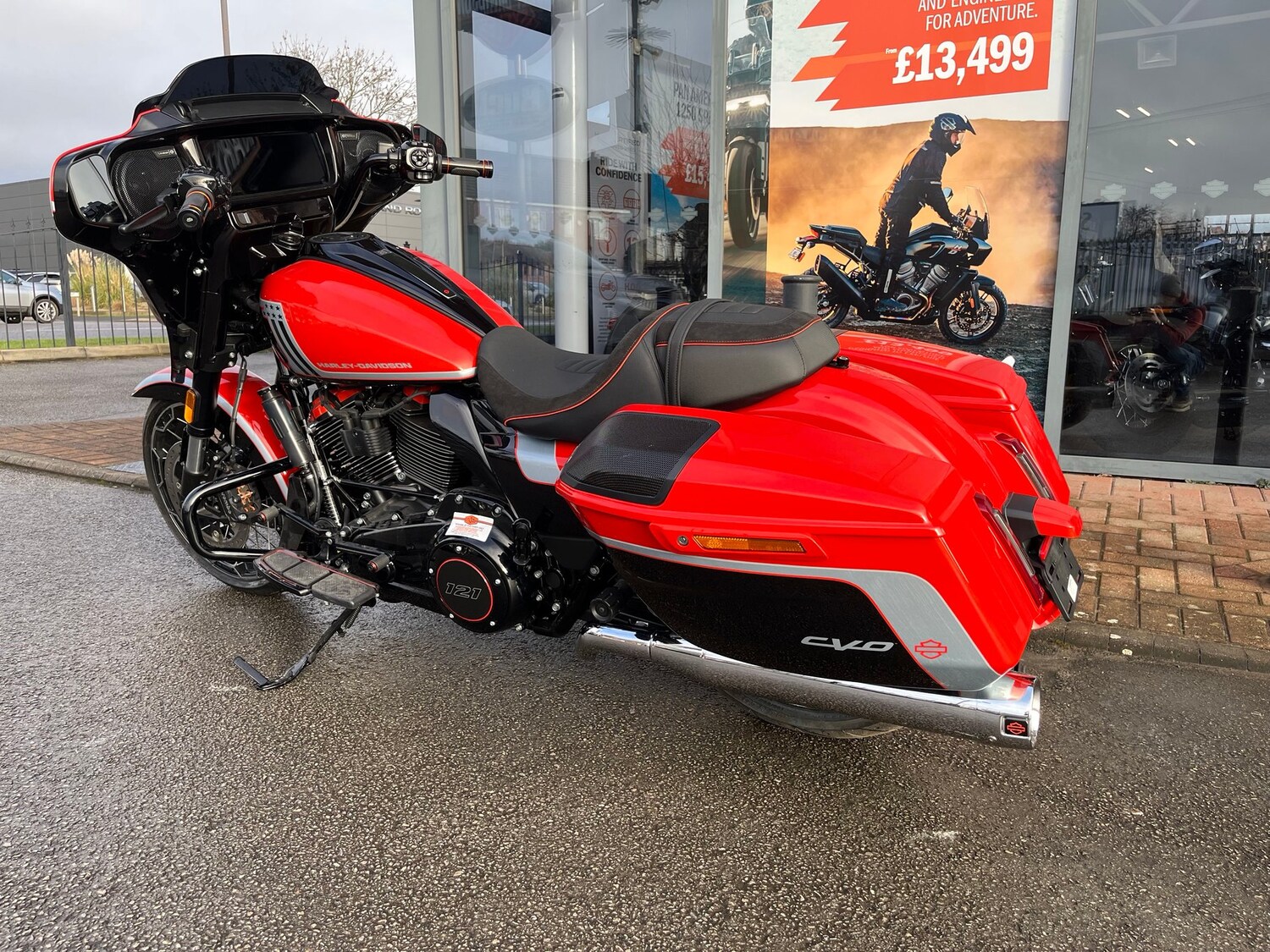 Harley-Davidson CVO FLHXSE STREET GLIDE
