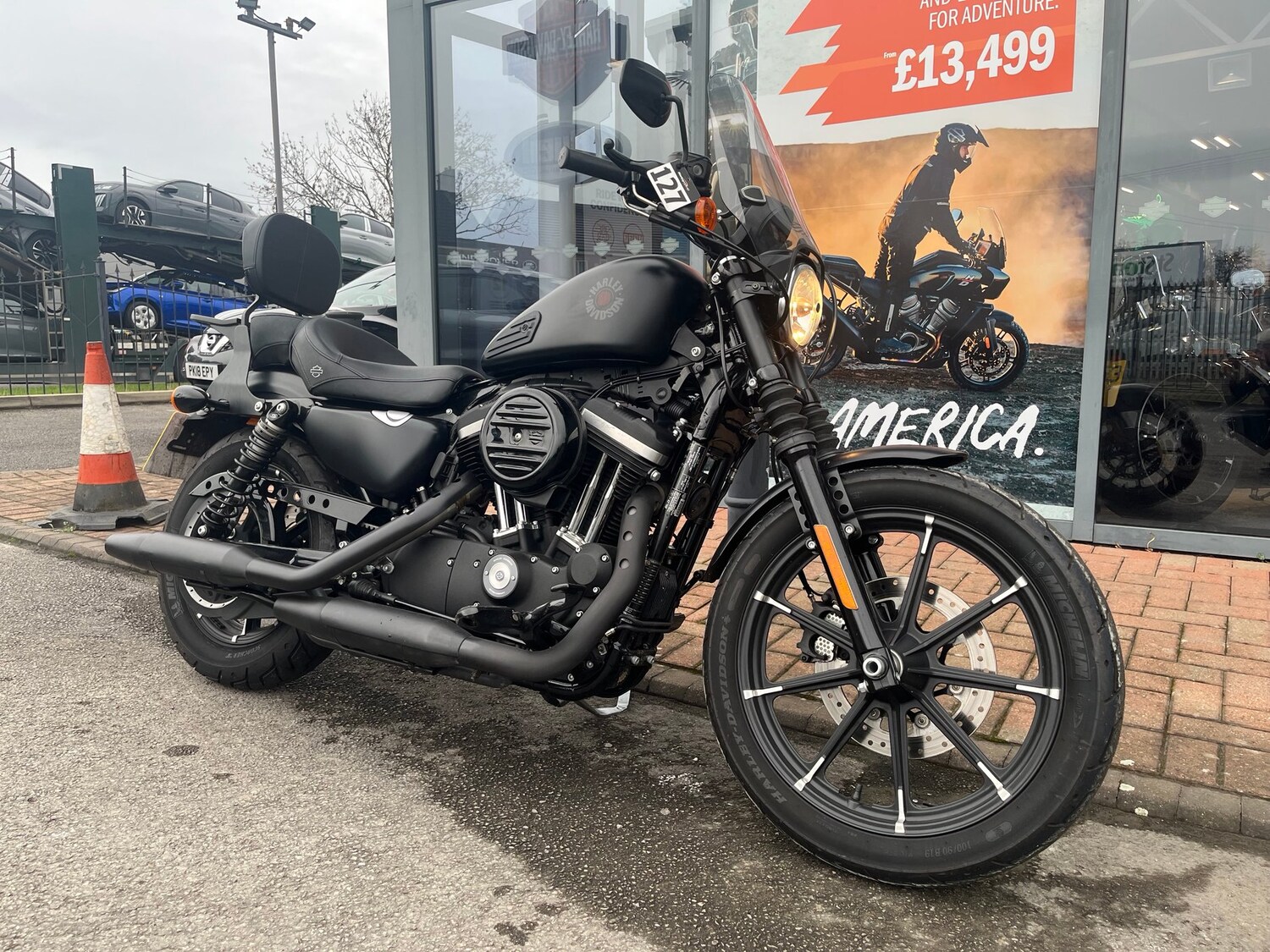 Harley-Davidson SPORTSTER 883