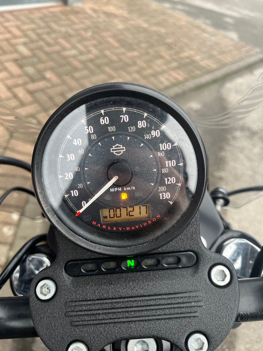 Harley-Davidson SPORTSTER 883