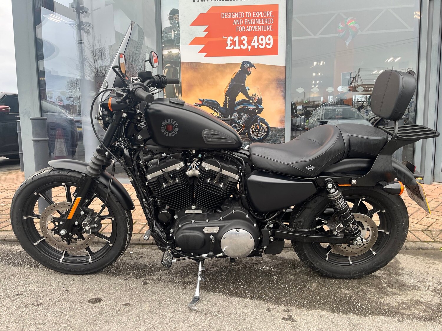 Harley-Davidson SPORTSTER 883