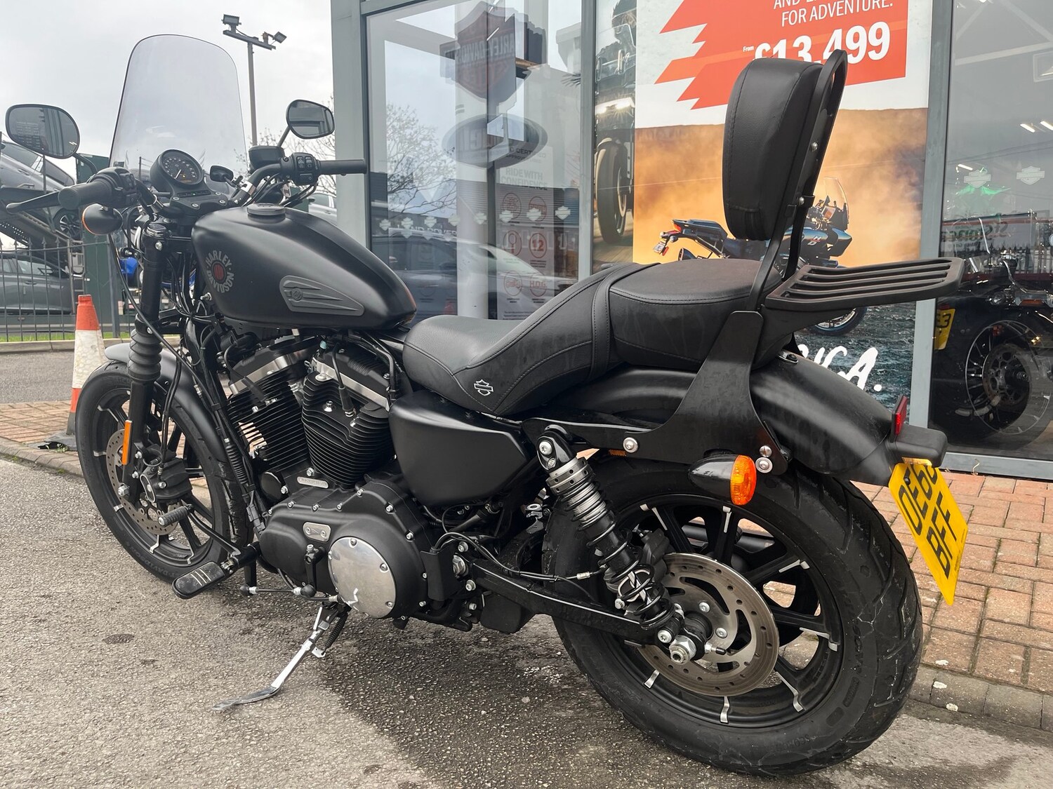 Harley-Davidson SPORTSTER 883