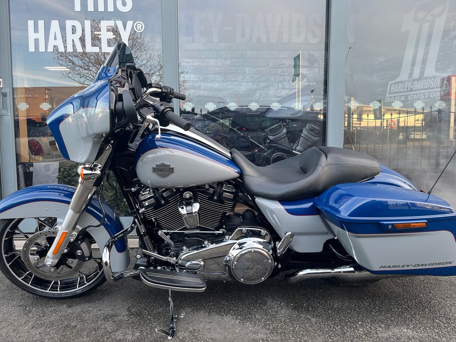 Harley-Davidson TOURING STREET GLIDE
