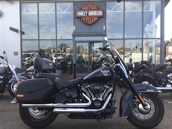 Used Harley-Davidson SOFTAIL FLHCS HERITAGE CLASSIC 114 2018 for sale - bike-76911424: Photo