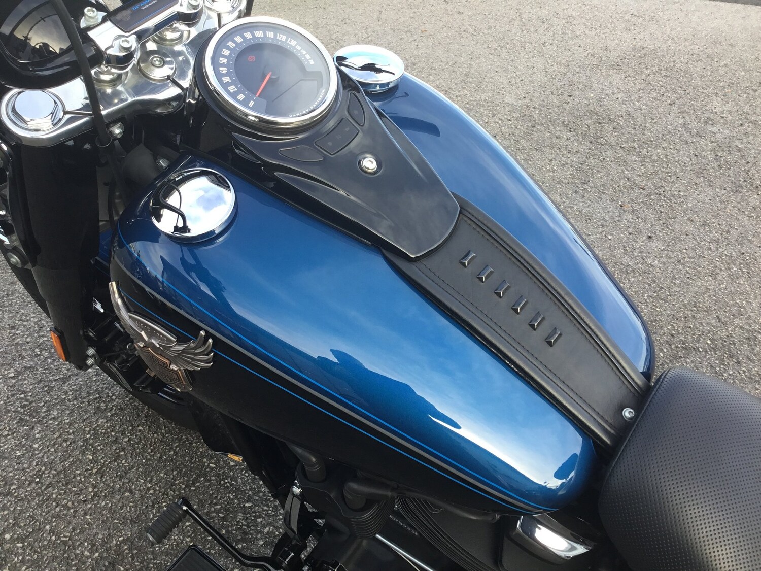 Harley-Davidson SOFTAIL FLHCS HERITAGE CLASSIC 114