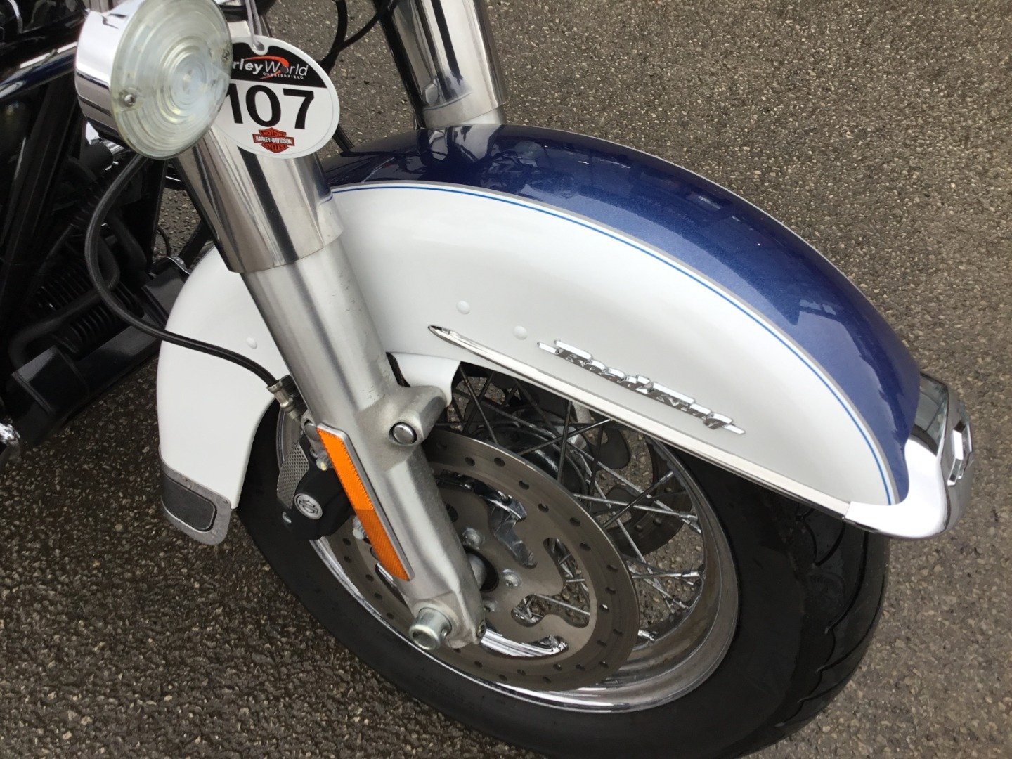 Harley-Davidson TOURING FLHRC ROAD KING CLASSIC