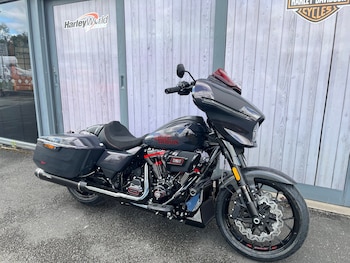Used Harley-Davidson CVO FLHXSE STREET GLIDE undefined for sale - bike-78584739: Photo