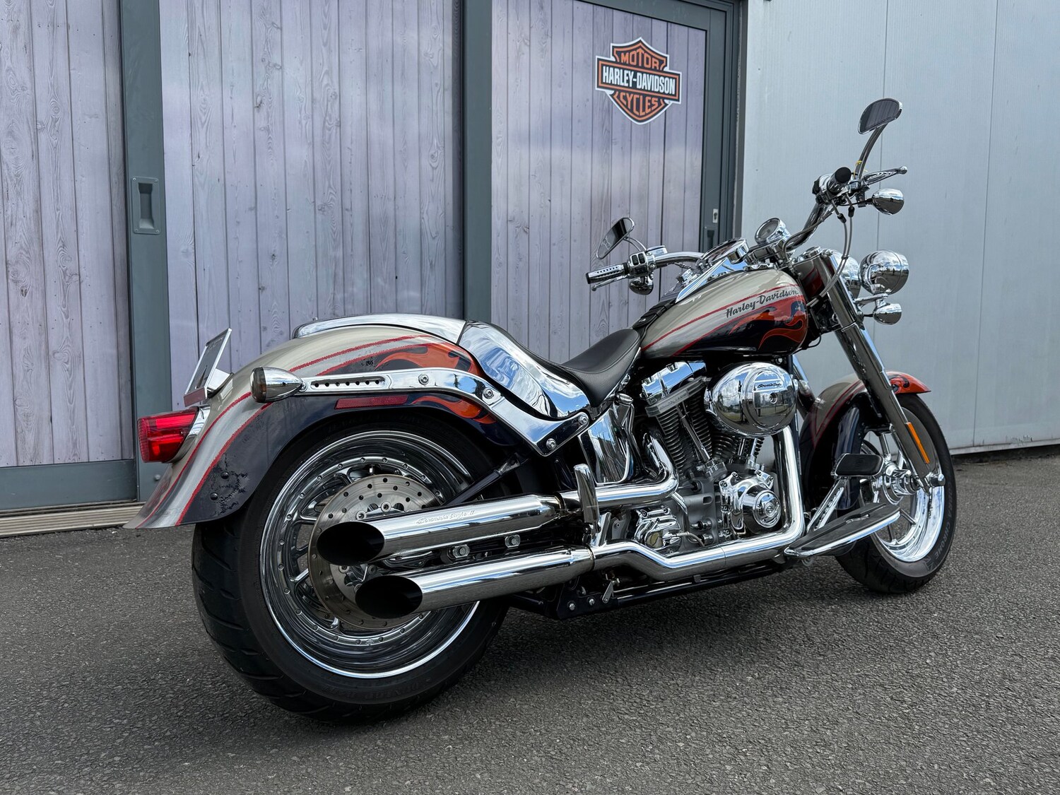 Used Harley-Davidson CVO 2006 for sale - 78865352: Photo 4