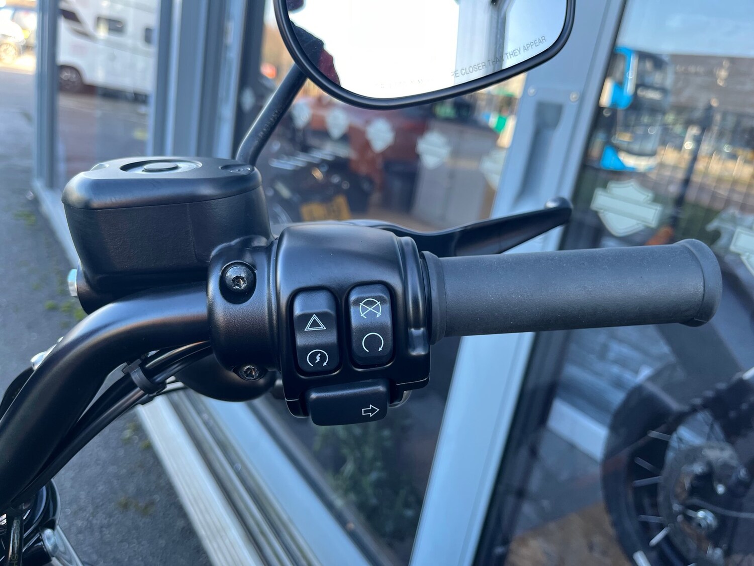 Harley-Davidson SPORTSTER IRON