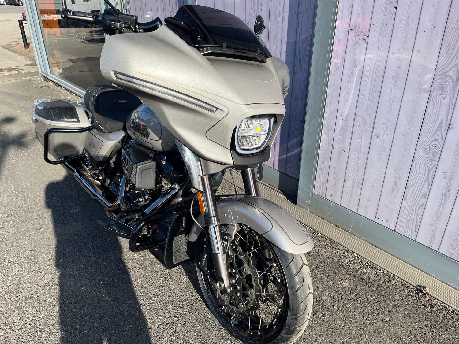 Harley-Davidson CVO STREET GLIDE 1977 23