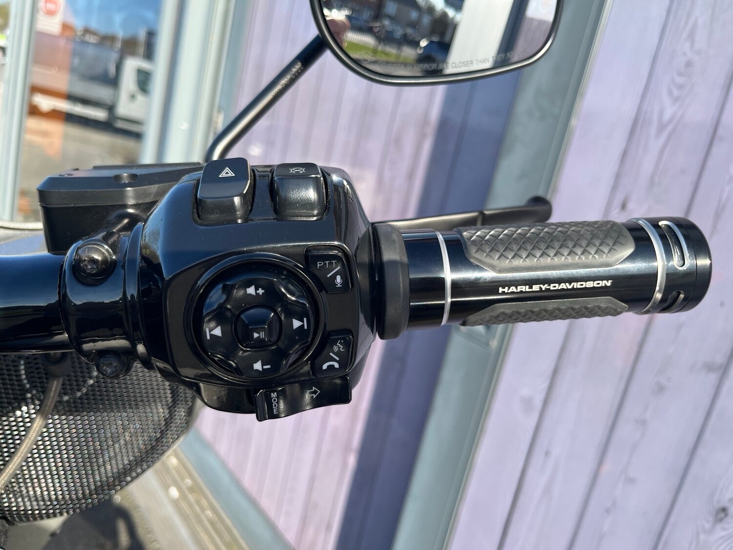 Harley-Davidson CVO STREET GLIDE 1977 23