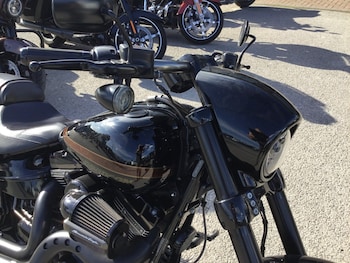 Used Harley-Davidson CVO FXSBE BREAKOUT 2016 for sale - bike-72261963: Photo