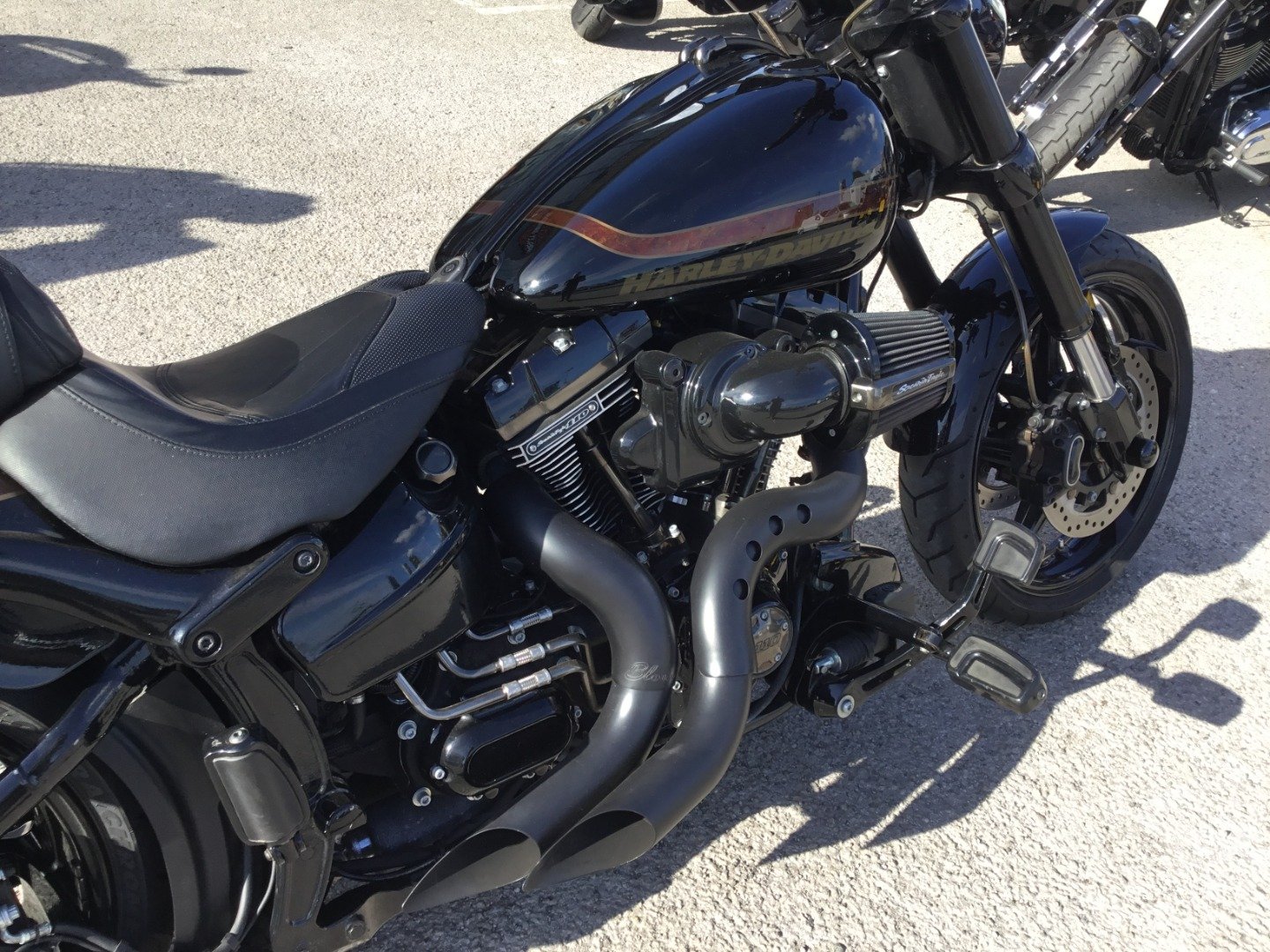 Harley-Davidson CVO FXSBE BREAKOUT