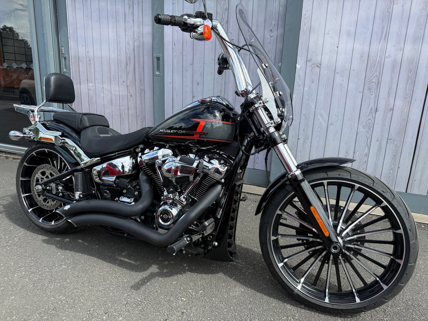 Used Harley-Davidson SOFTAIL BREAKOUT 2024 for sale - 78889478: Photo 2