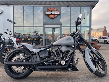 Used Harley-Davidson SOFTAIL FXBR BREAKOUT 2016 for sale - bike-77201517: Photo