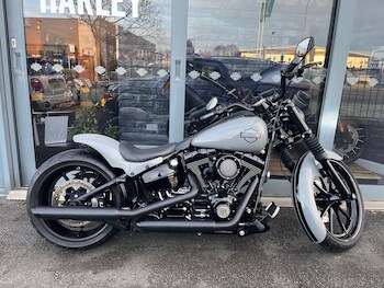 Used Harley-Davidson SOFTAIL FXBR BREAKOUT 2016 for sale - bike-77201517: Photo