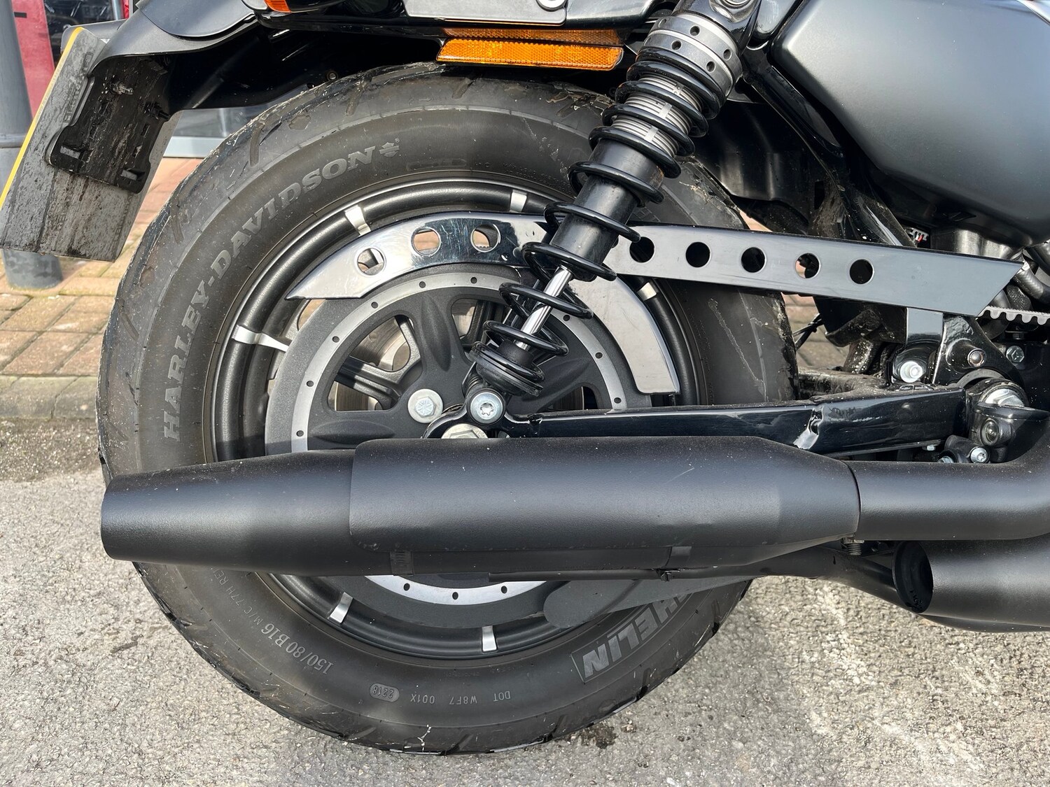 Harley-Davidson SPORTSTER LOW