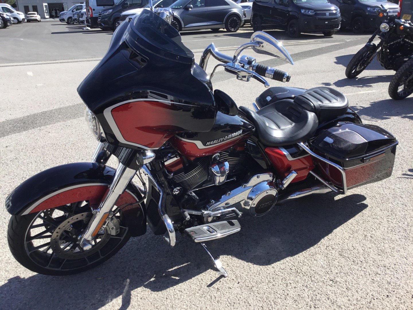 Harley-Davidson CVO FLHXSE STREET GLIDE