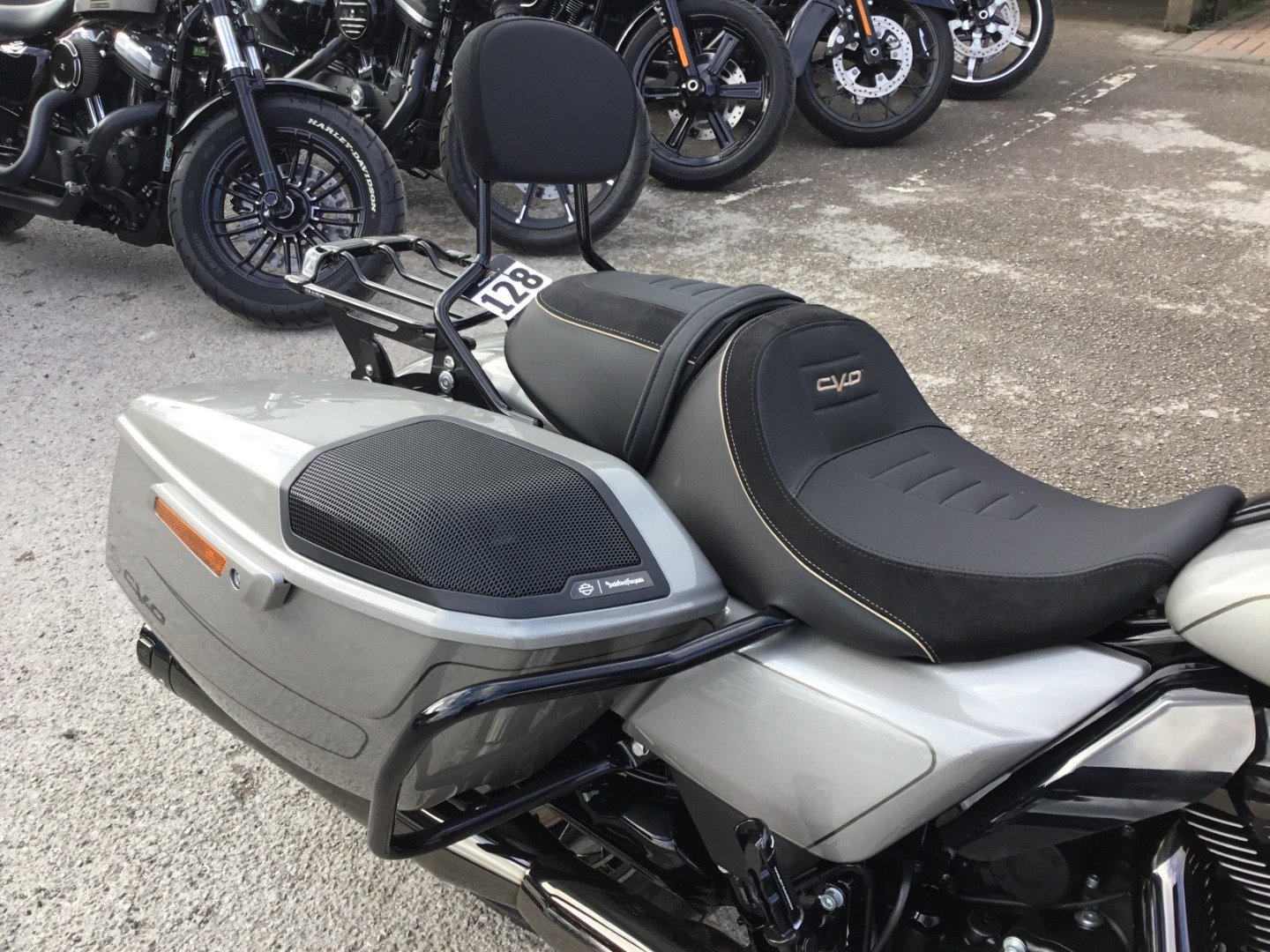 Harley-Davidson CVO STREET GLIDE