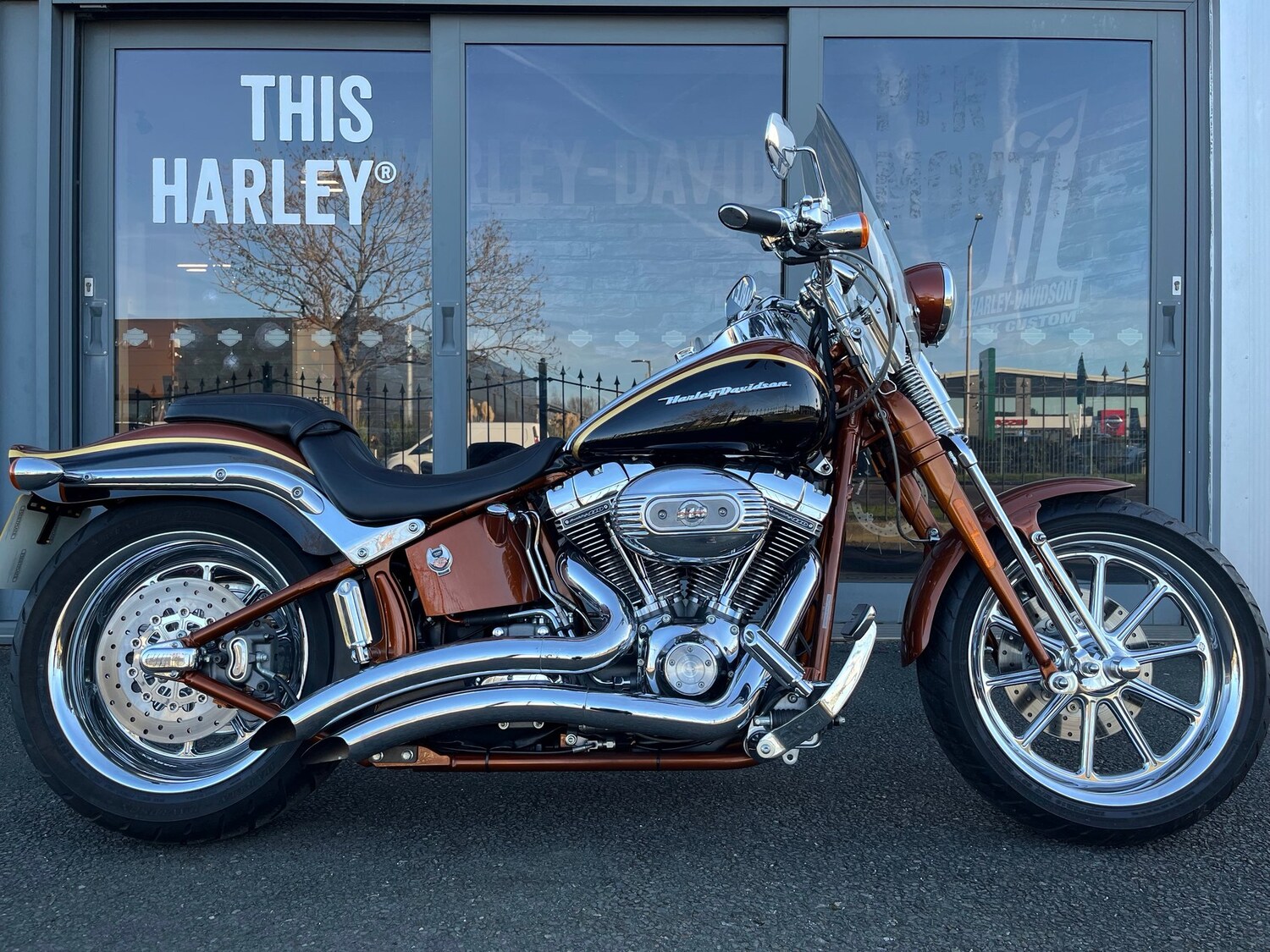 Harley-Davidson CVO FXSTSSE SCREAMIN EAGLE SPRINGER CLASSIC