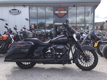 Used Harley-Davidson ROAD KING SPECIAL 2018 for sale - bike-76107527: Photo