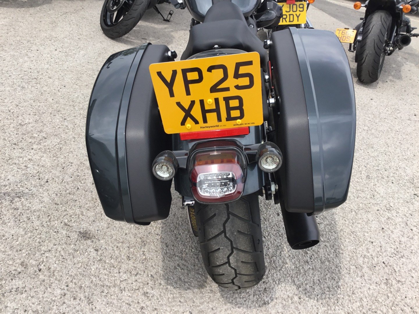 Harley-Davidson FXLRST LOWRIDER ST