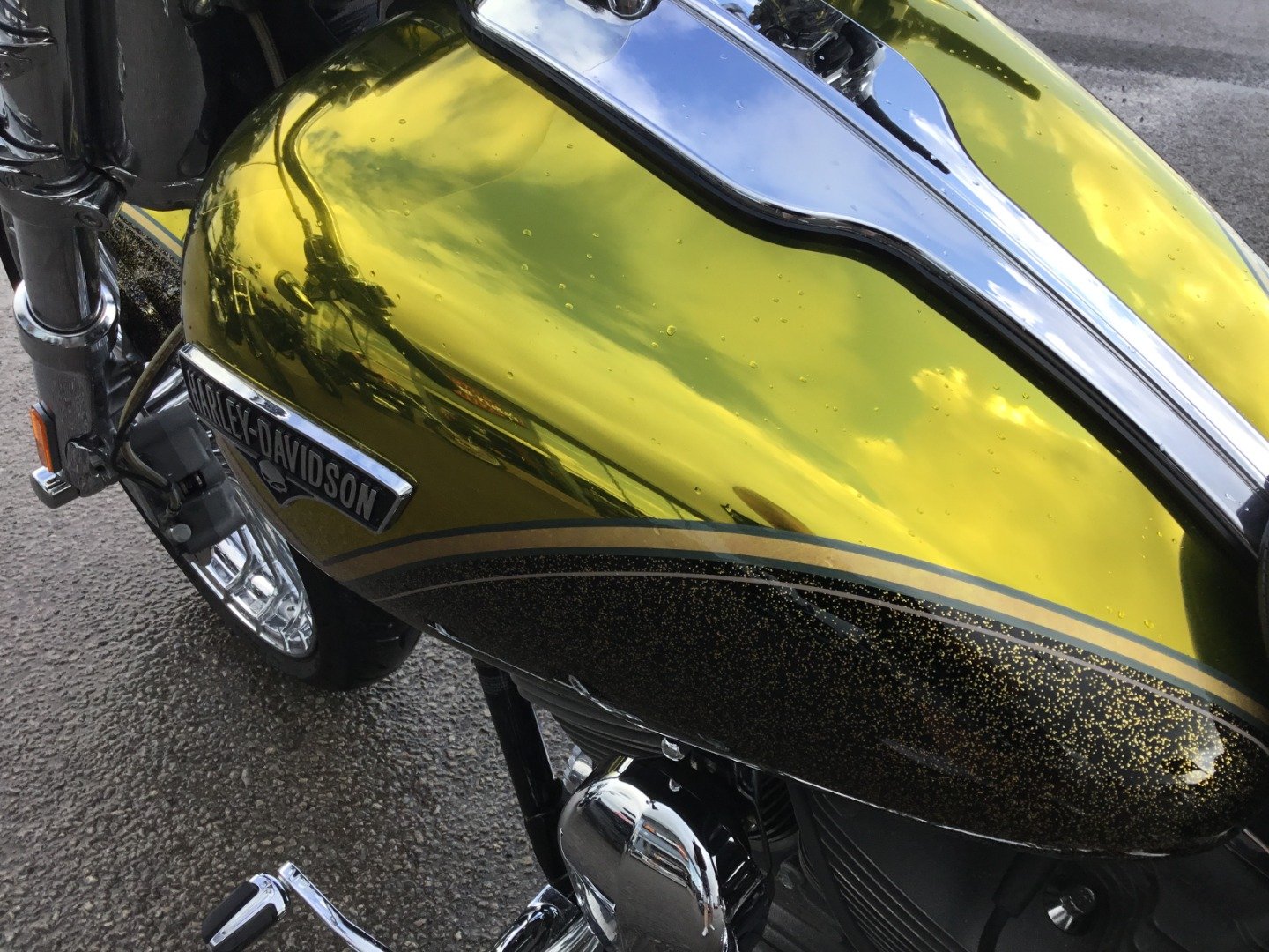 Harley-Davidson CVO FXSBE BREAKOUT