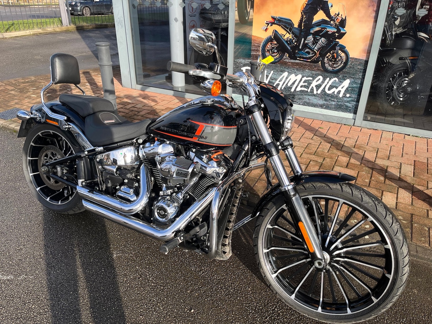 Harley-Davidson SOFTAIL BREAKOUT