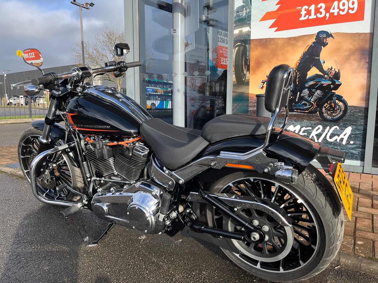 Harley-Davidson SOFTAIL BREAKOUT