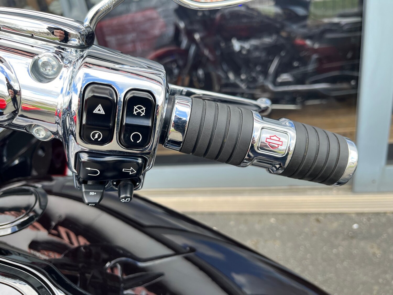 Harley-Davidson CVO FLTRXSE ROAD GLIDE