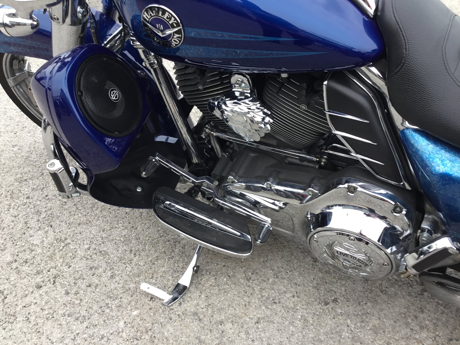 Harley-Davidson CVO FLHRSE ROAD KING