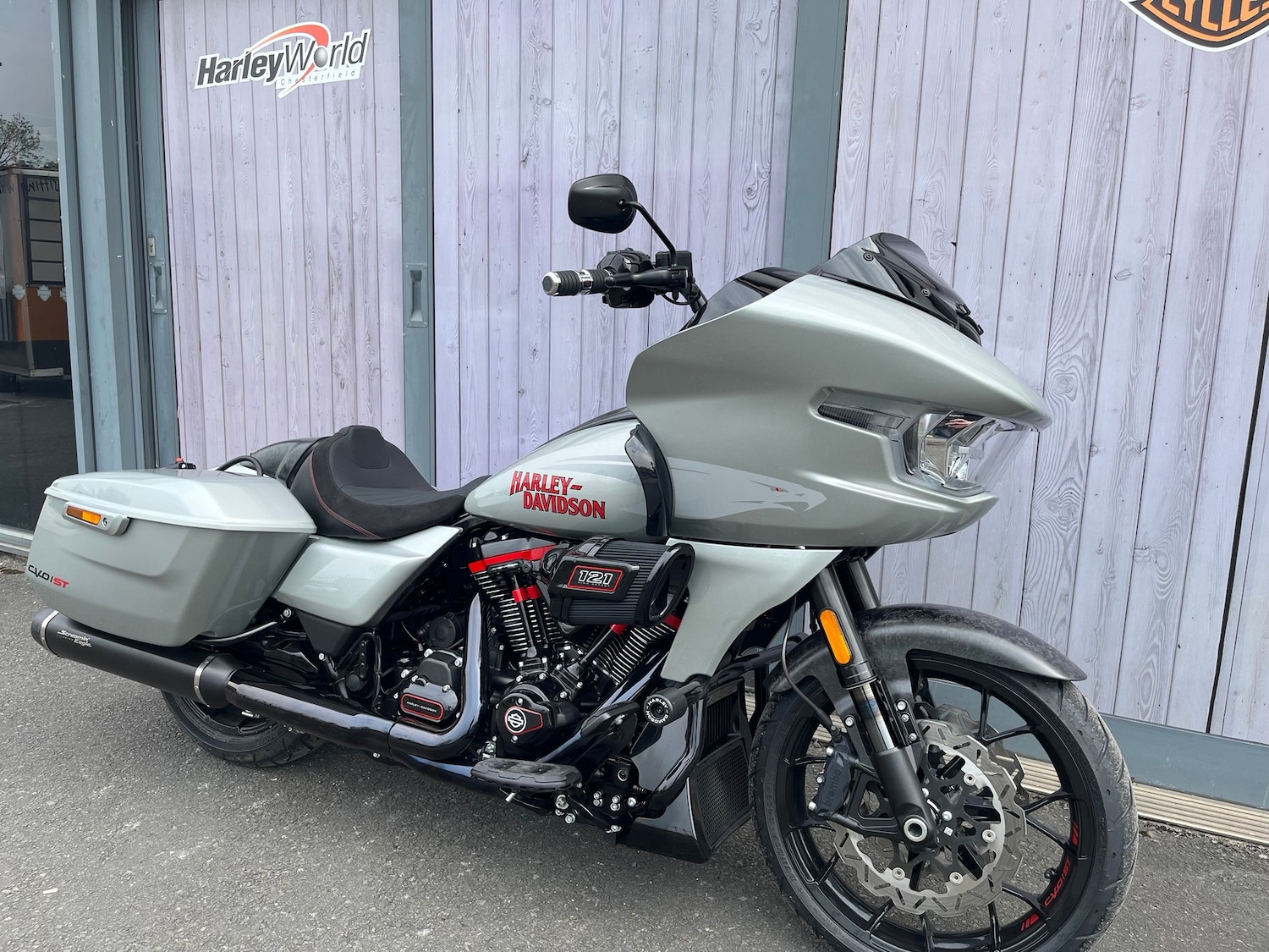 Used Harley-Davidson CVO FLTRXSE ROAD GLIDE 2026 for sale - 78546061: Photo 2