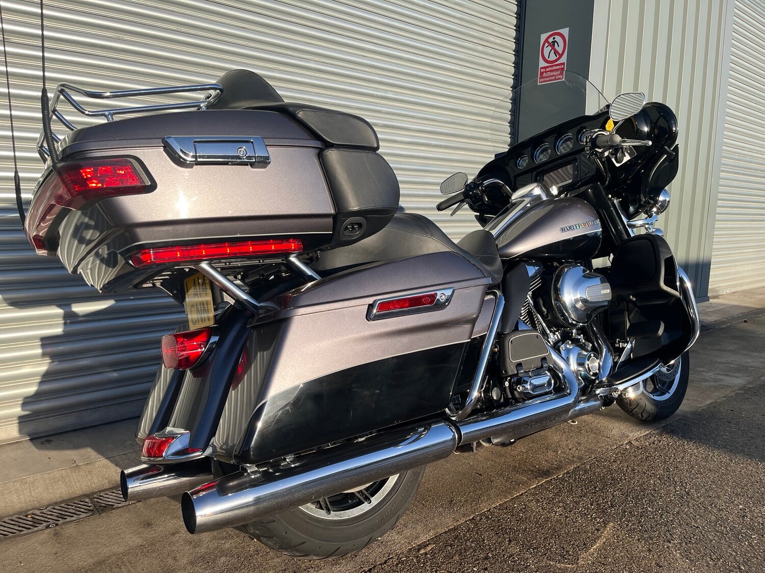 Harley-Davidson TOURING FLHTK ELECTRA GLIDE ULTRA LIMITED