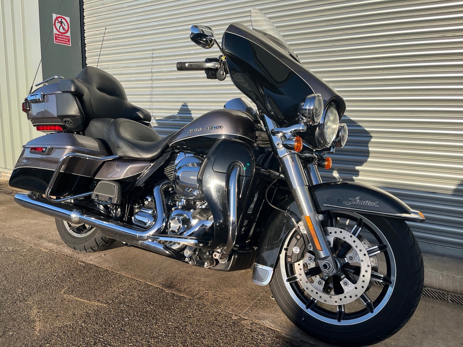 Harley-Davidson TOURING FLHTK ELECTRA GLIDE ULTRA LIMITED