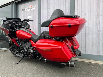Used Harley-Davidson CVO FLTRXSE ROAD GLIDE undefined for sale - bike-78141140: Photo