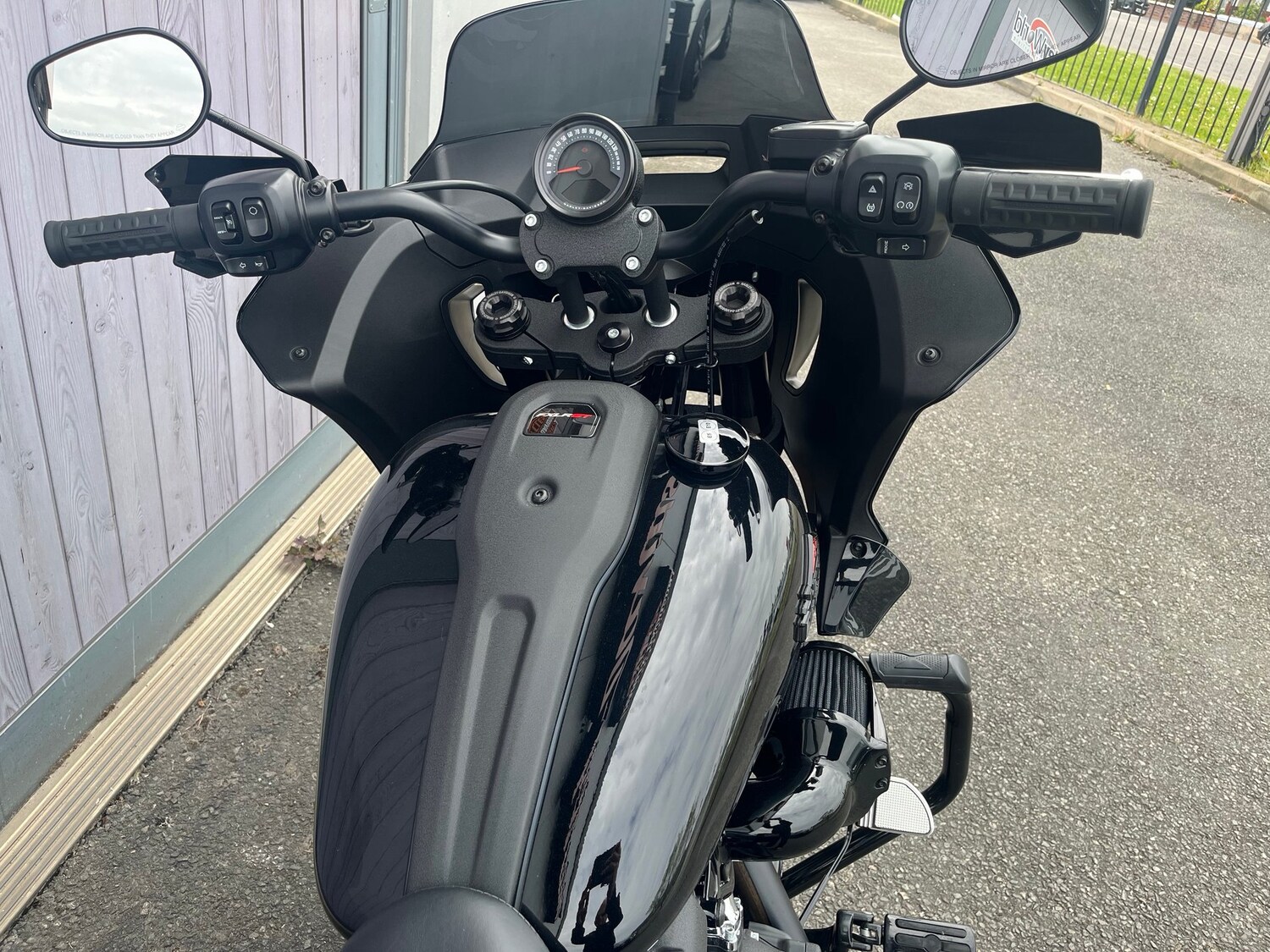 Used Harley-Davidson SOFTAIL LOW 2025 for sale - 78513857: Photo 5