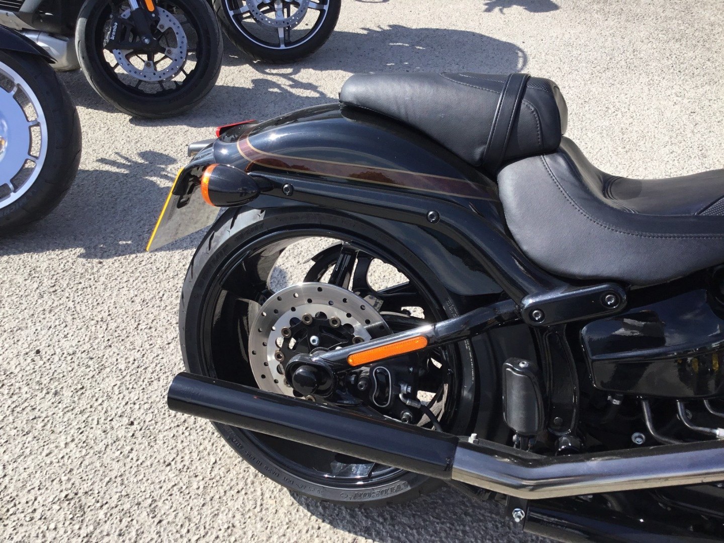 Harley-Davidson CVO FXSBE BREAKOUT