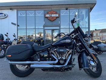Used Harley-Davidson SOFTAIL FLHCS HERITAGE CLASSIC 114 2019 for sale - bike-77080918: Photo