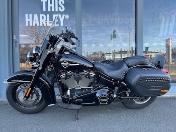 Used Harley-Davidson SOFTAIL FLHCS HERITAGE CLASSIC 114 2019 for sale - bike-77080918: Photo