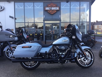 Used Harley-Davidson TOURING FLHX STREET GLIDE 2025 for sale - bike-76548023: Photo