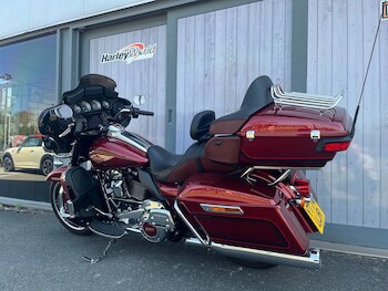 Used Harley-Davidson TOURING ELECTRA GLIDE 2024 for sale - bike-78475068: Photo