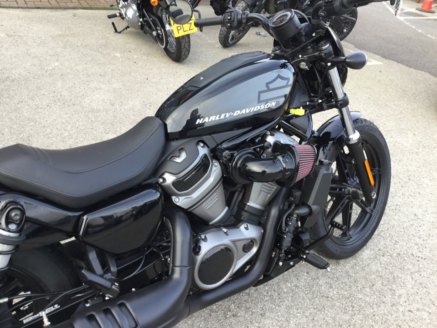 Harley-Davidson NIGHTSTER 975