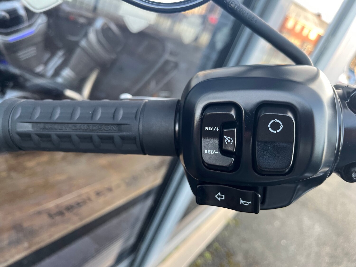 Harley-Davidson SOFTAIL STREET BOB