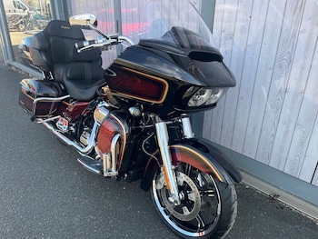 Used Harley-Davidson CVO 2024 for sale - bike-78155613: Photo