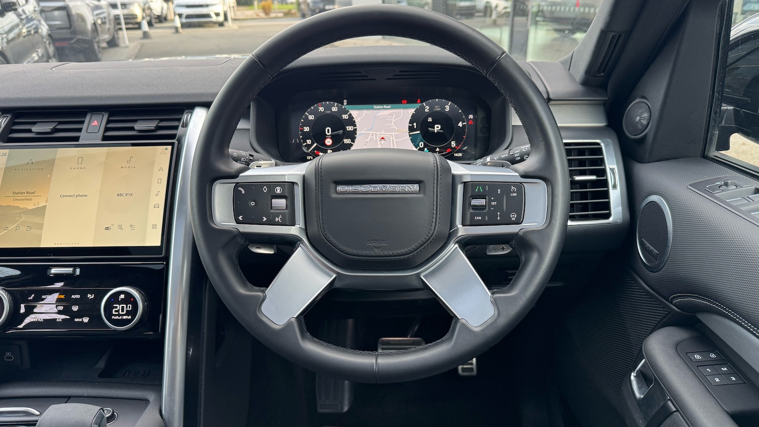 Used Land Rover Discovery 2024 for sale - 76405177: Photo 15