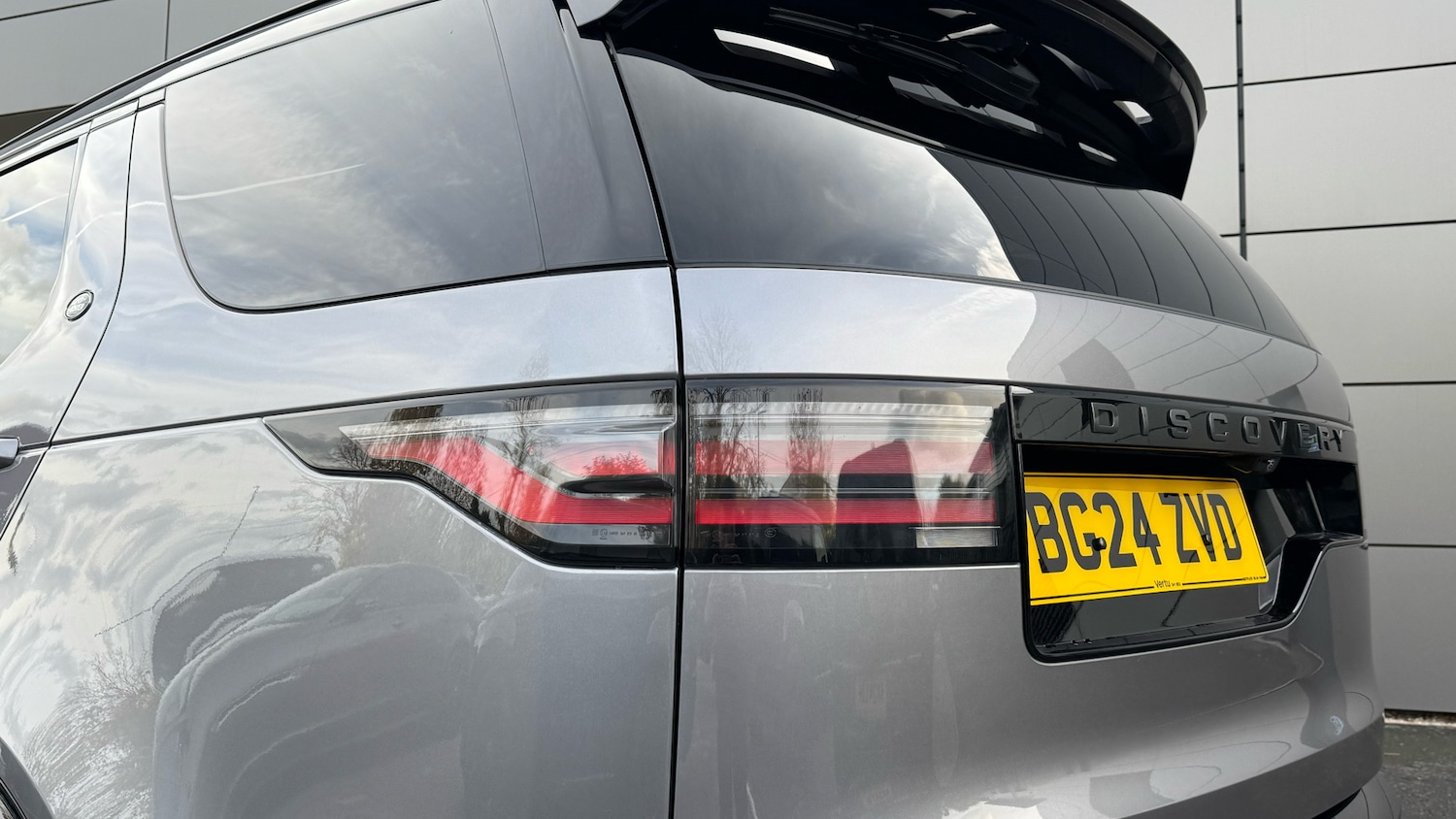 Used Land Rover Discovery 2024 for sale - 76405177: Photo 19
