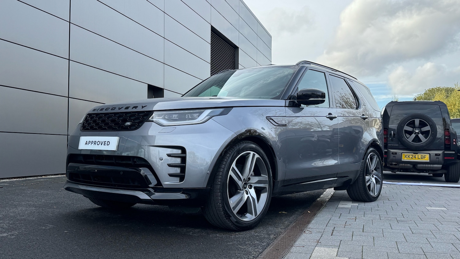 Used Land Rover Discovery 2024 for sale - 76405177: Photo 24